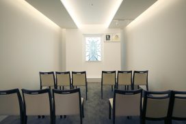 聖堂では、祈りが捧げられ、大いなる存在との対話が交わされ、癒やしと希望がもたらされてゆくことでしょう。 聖堂全景